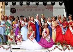 Dornburg Krohnt Neue Rosenkoenigin 18